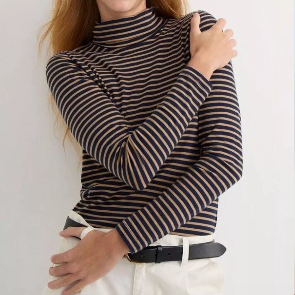 JCREW Tissue Turtleneck in Navy Camel stripe Sz Small LIKE NEW